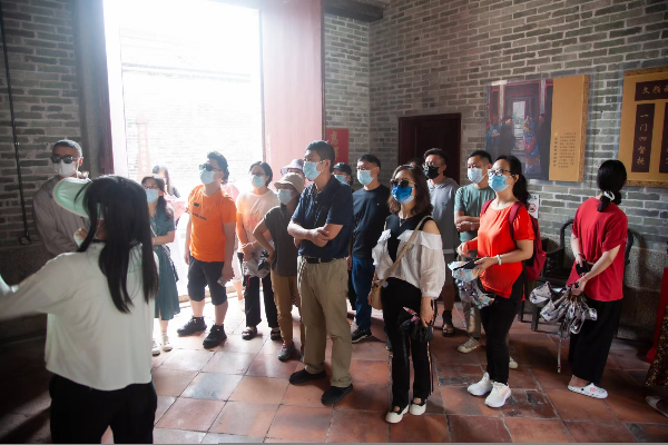 全体员工前往大鹏所城开展团队凝聚力建设，接受爱国主义教育 (3).jpg
