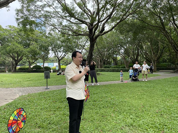 刘彪，美声男声独唱《我爱祖国的蓝天》