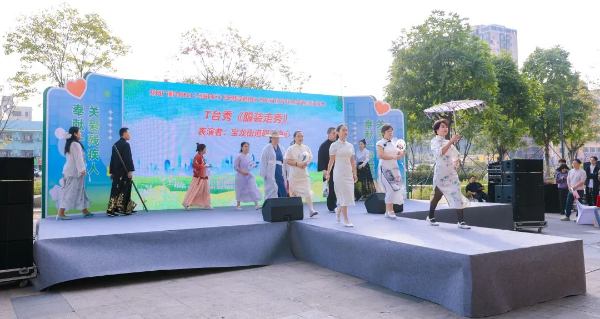 图：T台走秀表演